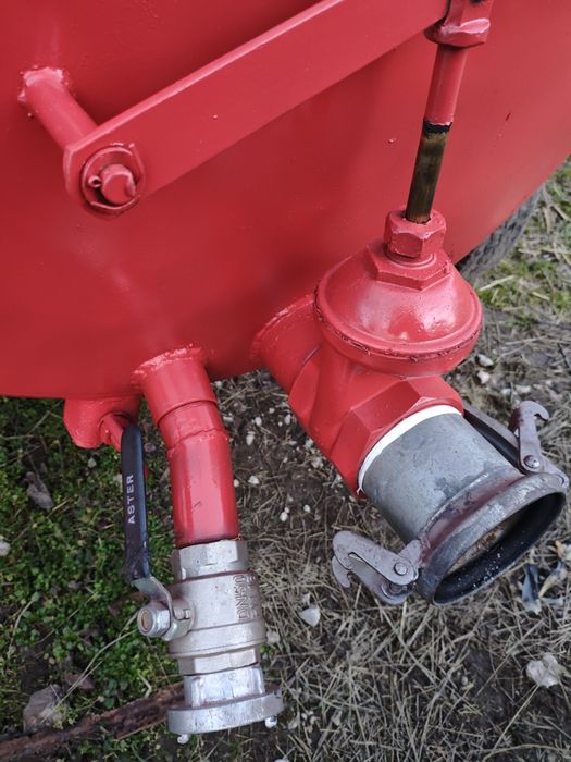 Vidanja, vitanjă(vidanjeră, cisterna,vitanjera)1700 litri