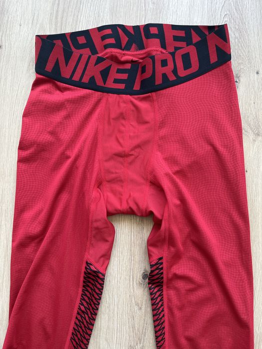 NIKE PRO HyperCool Compression - S размер клин / Оригинал