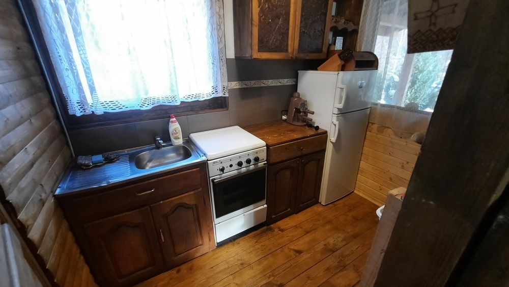 Cabană de închiriat 300  lei TOATĂ  Rustică, Tradițională Apuseni