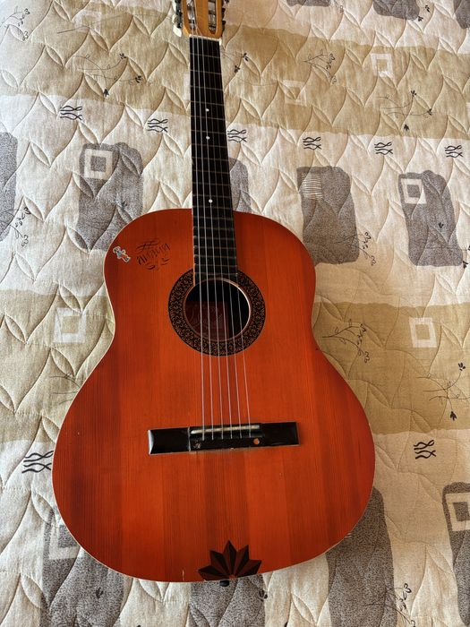 Китара кремона куха китара