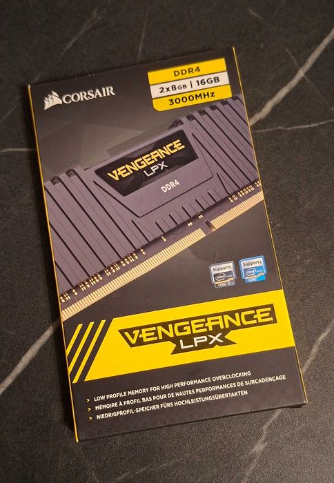 RTX 4070 TI Gigabyte, Corsair DDR 4 - 16GB, i7 12700k, Noctua NH-D15S Black, Carcasa Chiftec Stalion.