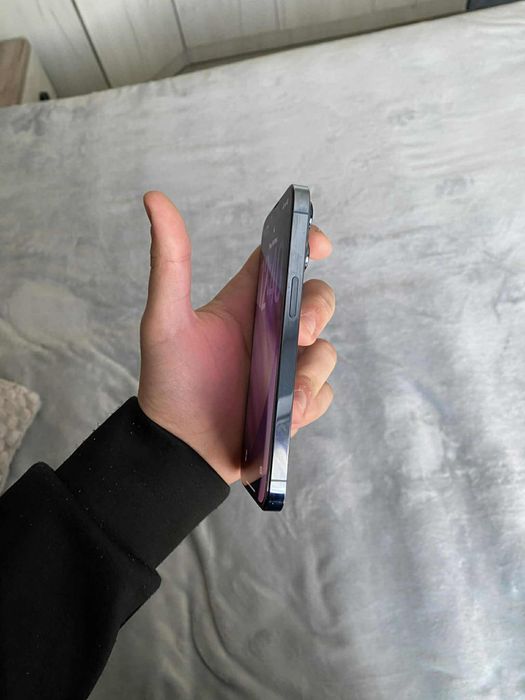 Продавам IPHONE 13 PRO 128 GB Отлично състояние