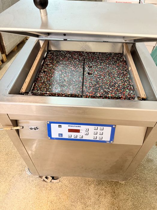 Вакуум машина Мултивак