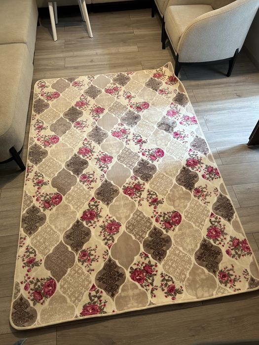 Нов килим 230/150 метра