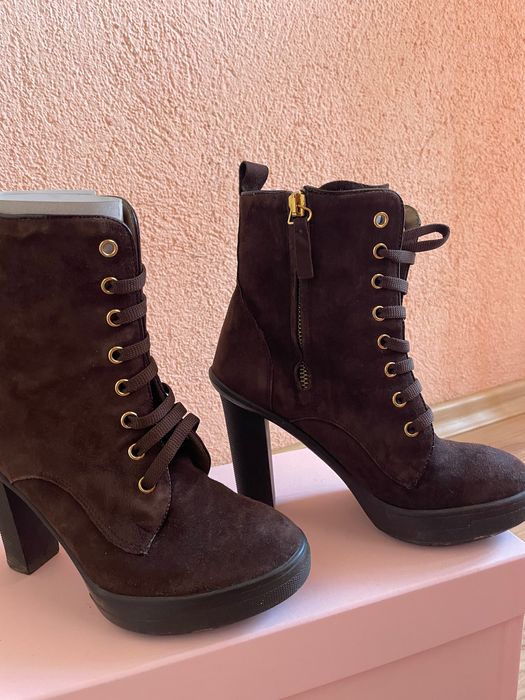 Велурени боти на ток MaiMai