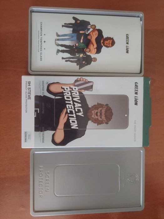 Защитное стекло Privacy для iPhone 15 Pro Max — тёмное (антишпион)