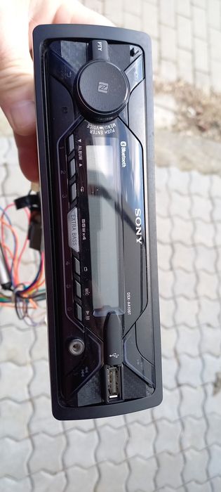 Radio auto  Sony cu microfon incorporat  Digital media player