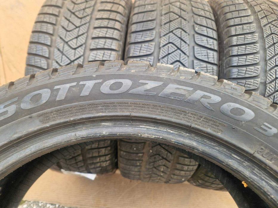 4 Pirelli R19 235/45 зимни гуми runflat DOT3618