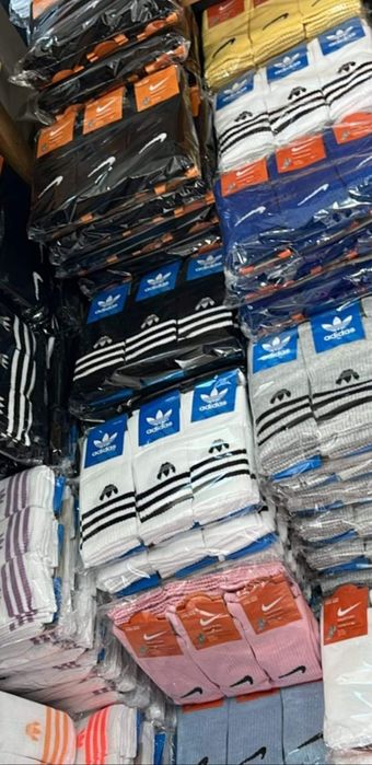 Високи чорапи , може и в кутия може и в стек