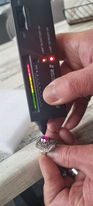 Сребърен пръстен с рубин