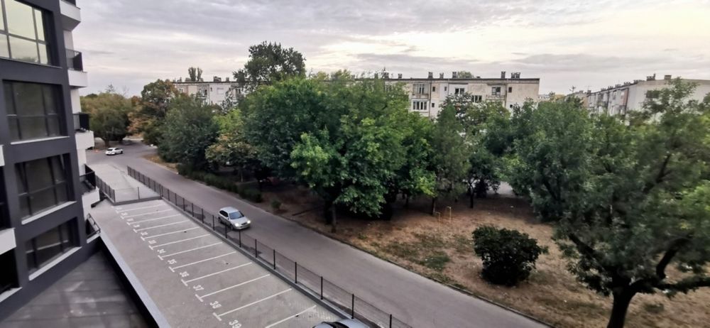 Продава се Двустаен апартамент в Пловдив, Кючук Париж - 70 кв.м за 1850 €/кв.м - Снимка #2