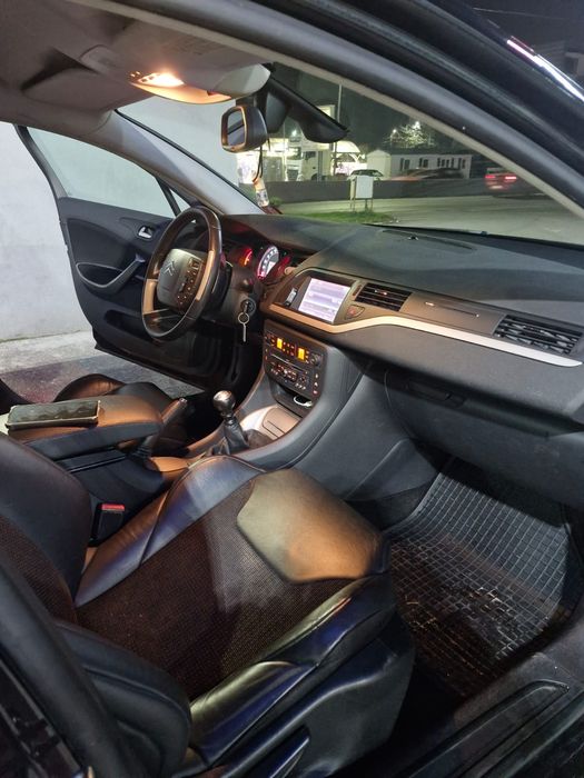 Vând Citroen C5 2011