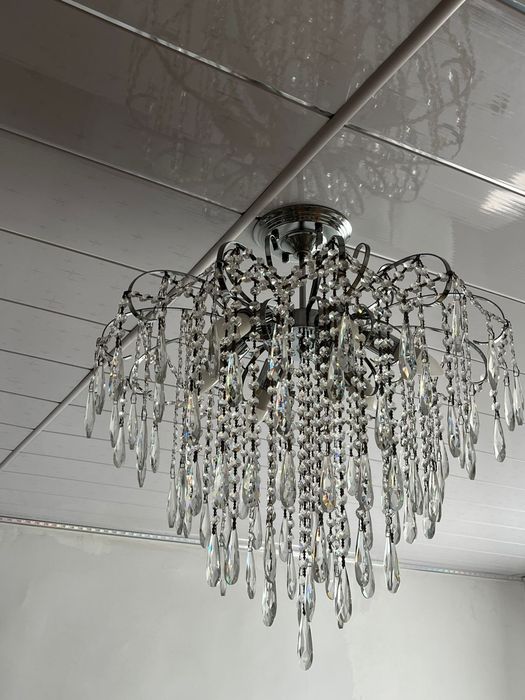 Люстра б/у продаю