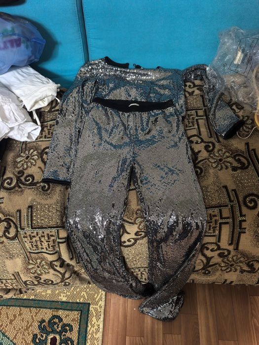 Нарядный костюм, на девочку 9,10 лет