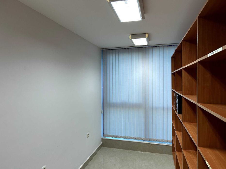 Дава се под наем Офис в Айтос - 72 кв.м за 663 € - Снимка #11