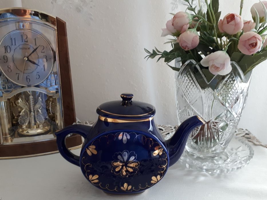 Чайник производства чехия.