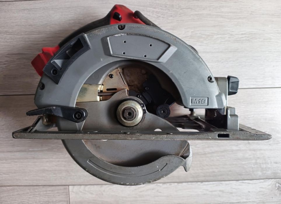 Scule profesionale  Milwaukee 18V