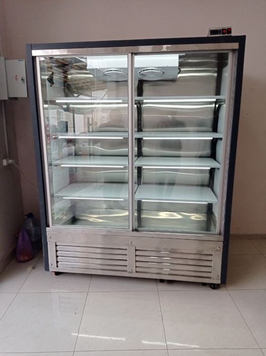 Витирина холодильник