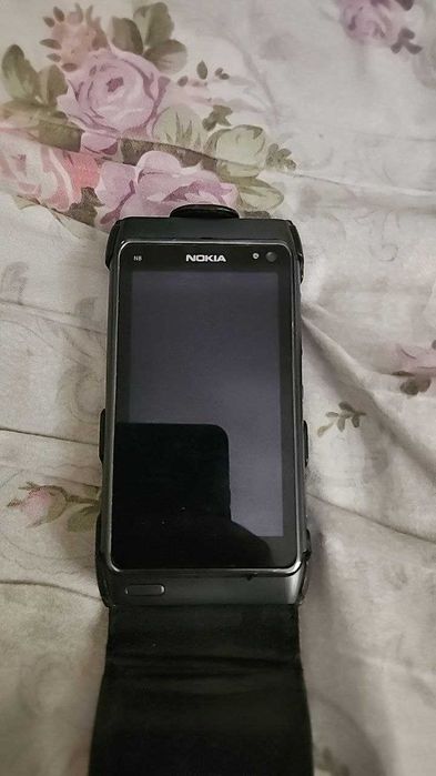 Срочно продам Nokia N8 !