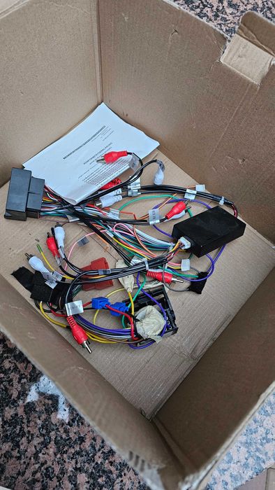 Gps audi a4 foarte putin folosit este ca nou