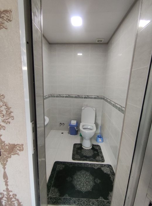 Продаётся дом 6 ком 3 сот Мирабадский район  Азербайджанский центр