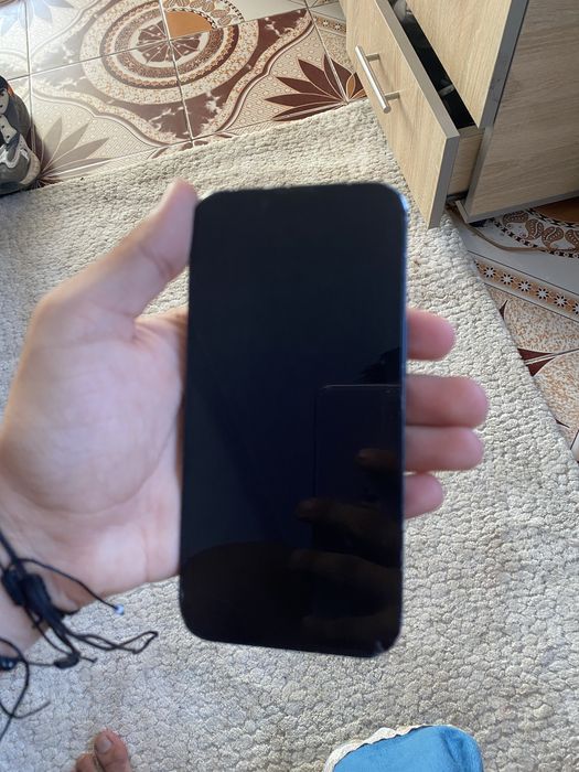Vand IPhone 14 impecabil !
