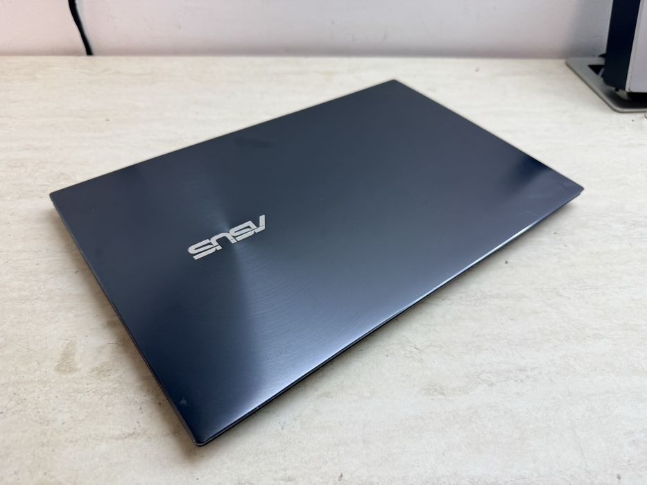 Asus Zenbook 14 i5-1135G7/ 8 Gb RAM 4267 mhz/Nvme 512 Gb/Baterie 10ore