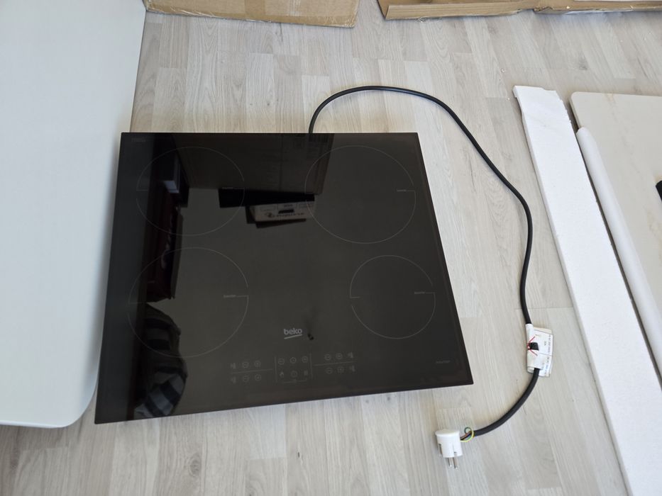 Plita inducție Beko HII 64200 MT