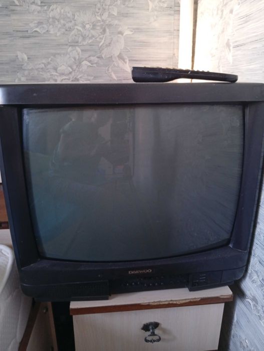 Продам телевизор