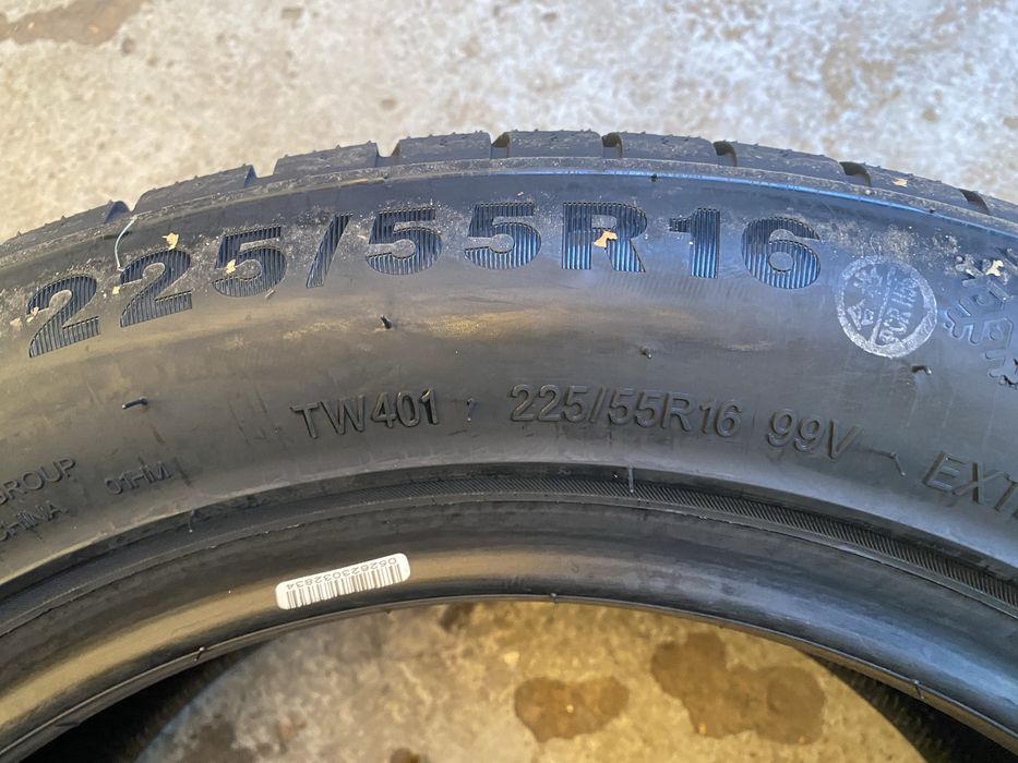 vand anvelope de iarna 225/55/16 Triangle