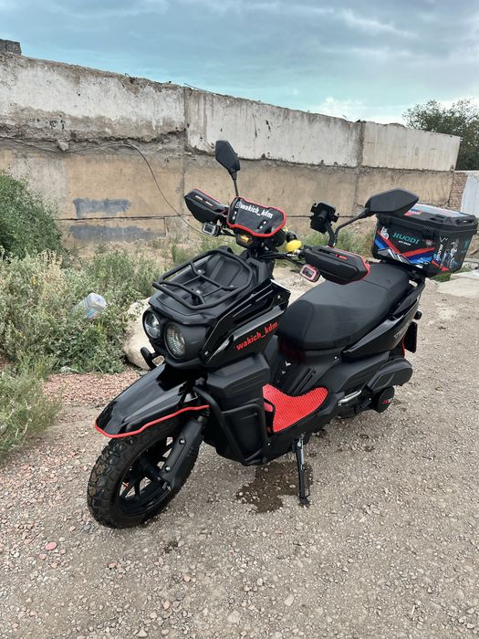 Скутер TANK 150cc