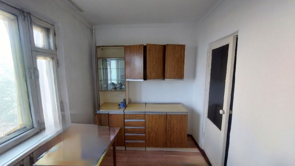 продам 1-ком. 36кв. гарышкер 2-этаж