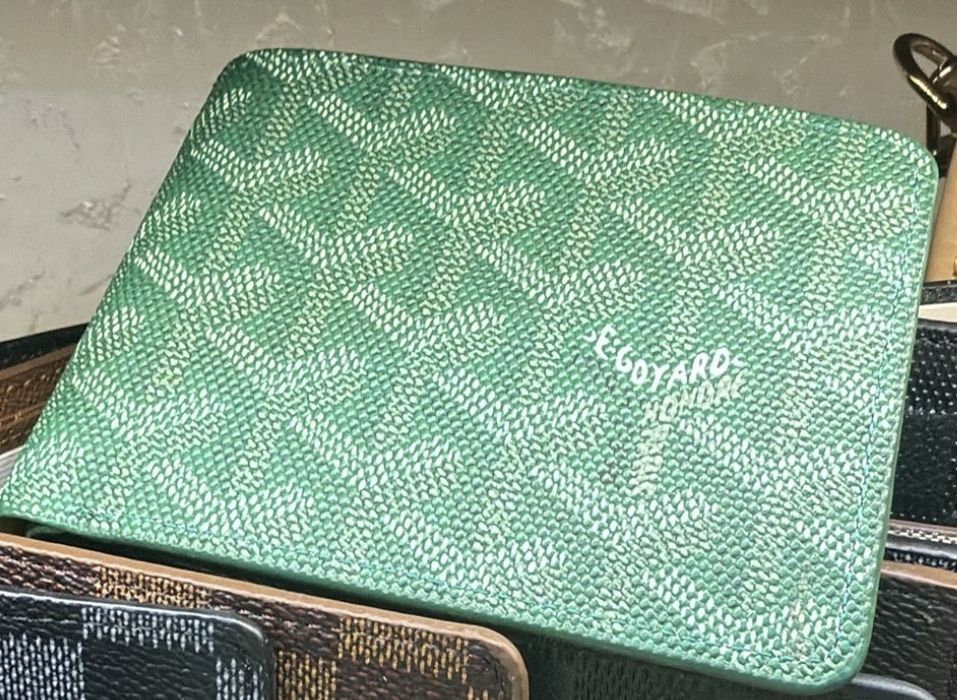 Portofel goyard!