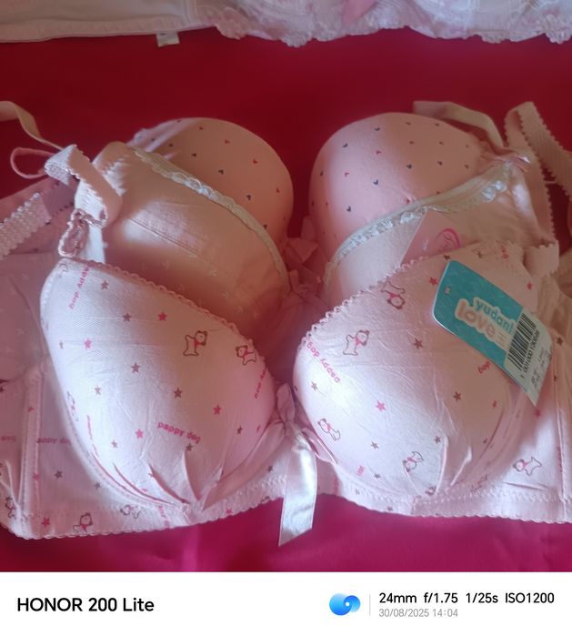 Женские лифчик женщина