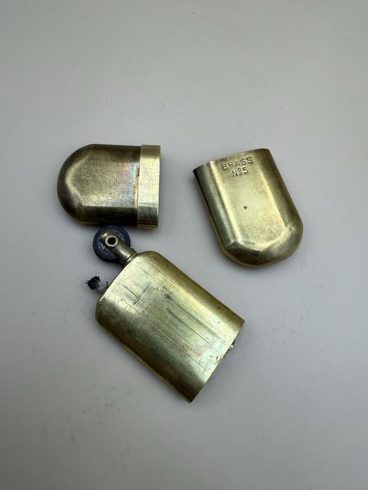 Bricheta pe benzina  trench art