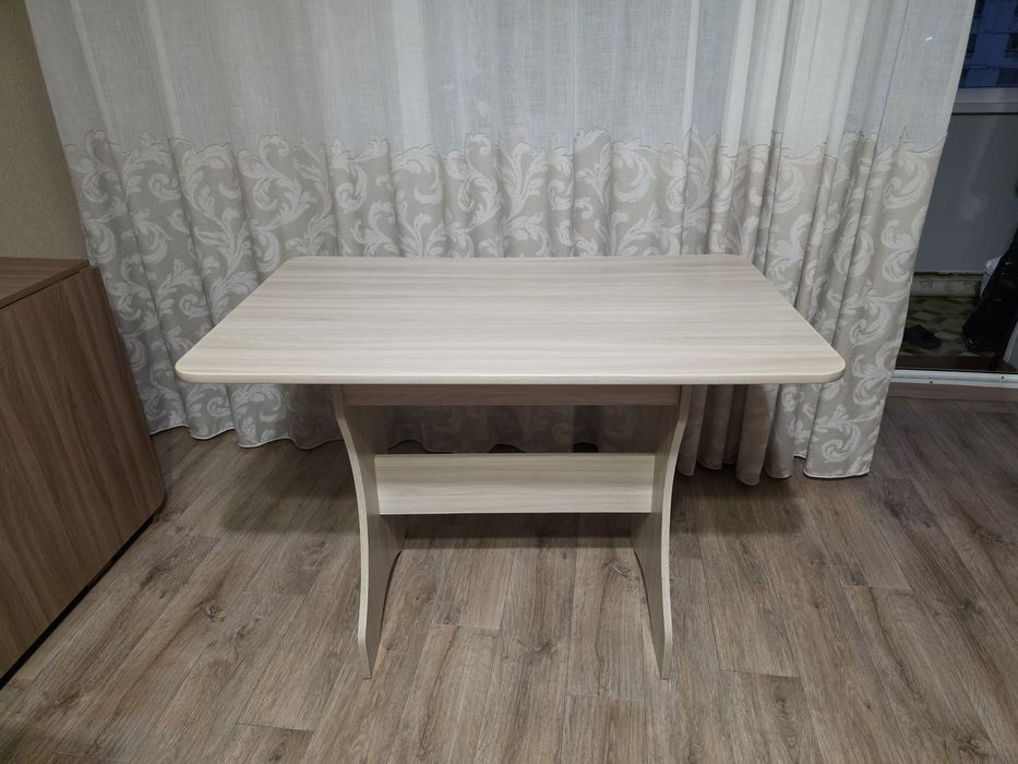 Кухонный стол 110×65 см