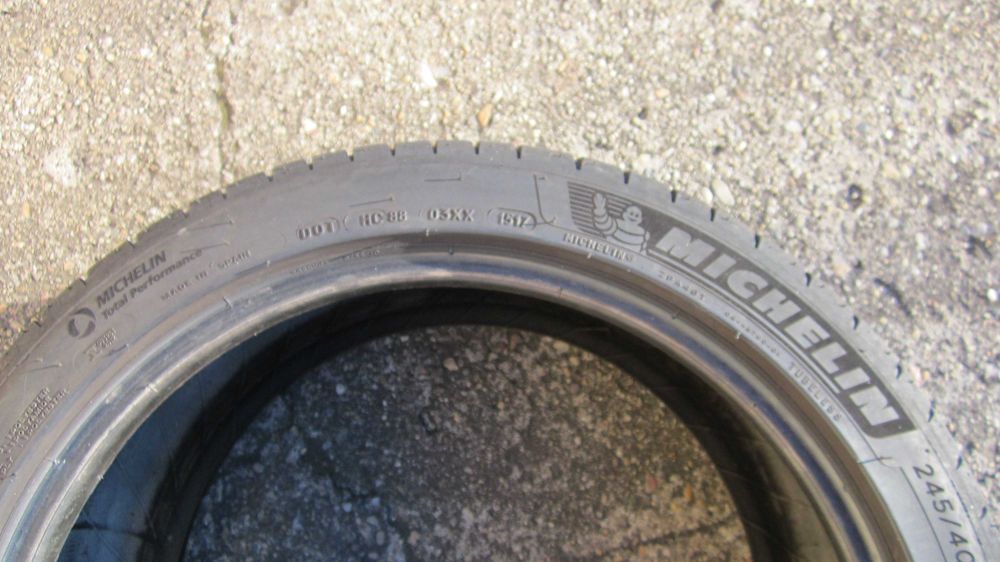 Vand 2 buc anvelope vara pe 18 Bridgestone Turanza T005 245/40/18 97Y