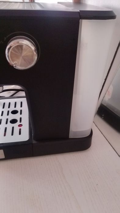 Кафе машина CROWN