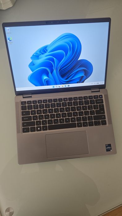 Dell Latitude 7440 14" i7-1365U 16gb ram 256gb nvme