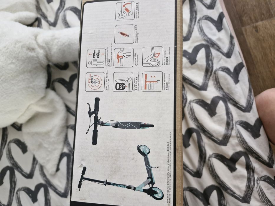 Продам самокат- скутер.