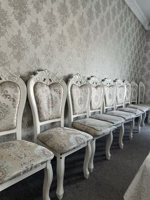 Продам стол стулья