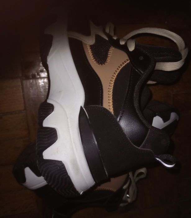 Adidasi /pantofi sport 37