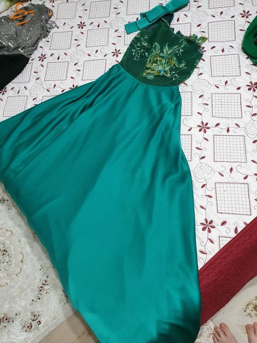 Vând rochie de seara