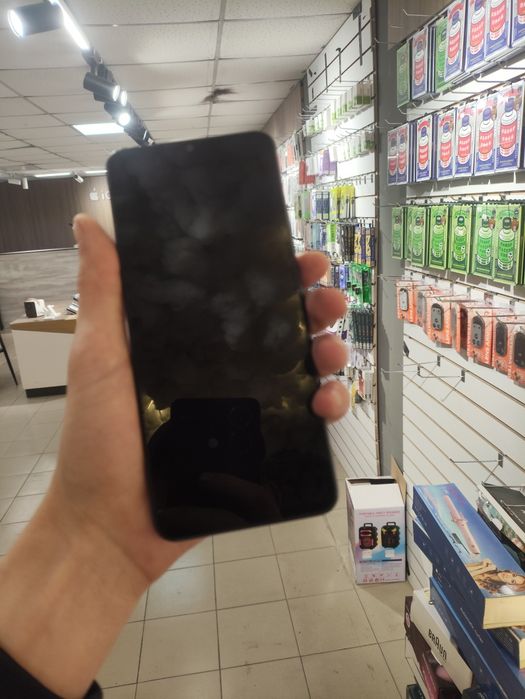 Продам телефоны Redmi 12c