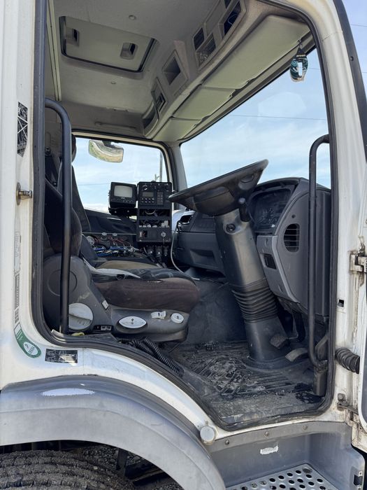 Mercedes  Atego 1324