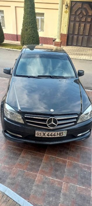 Передние и задние фары на Мерседес