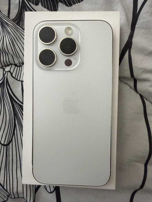 Iphone 15 pro white 128GB