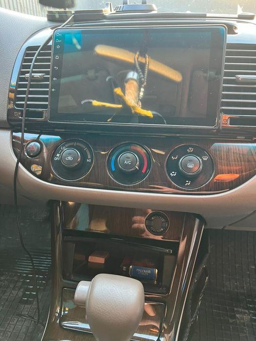 Консоль на камри 30 35