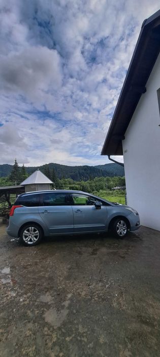 Vând sau Schimb Peugeot 5008 1.6 benzină