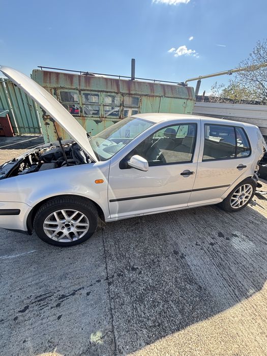 Golf 4 1.6sr на части